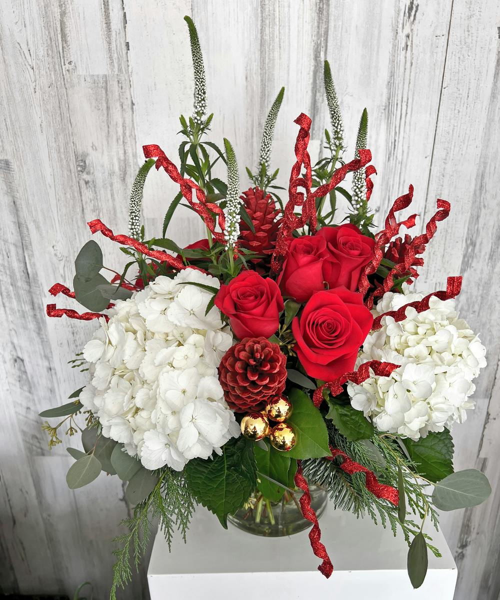Whimsy Hollywood (FL) SameDay Holiday Flowers Delivered Al's Florist